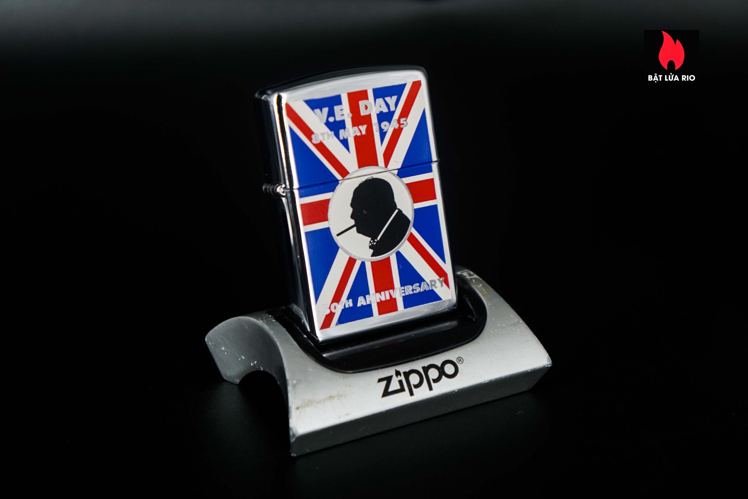 Zippo La Mã 1995 – VE Day 50th Anniversary – Winston Churchill