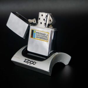 Zippo Xưa 1962 – McDonald & Associates Advertising - Town & Country 5