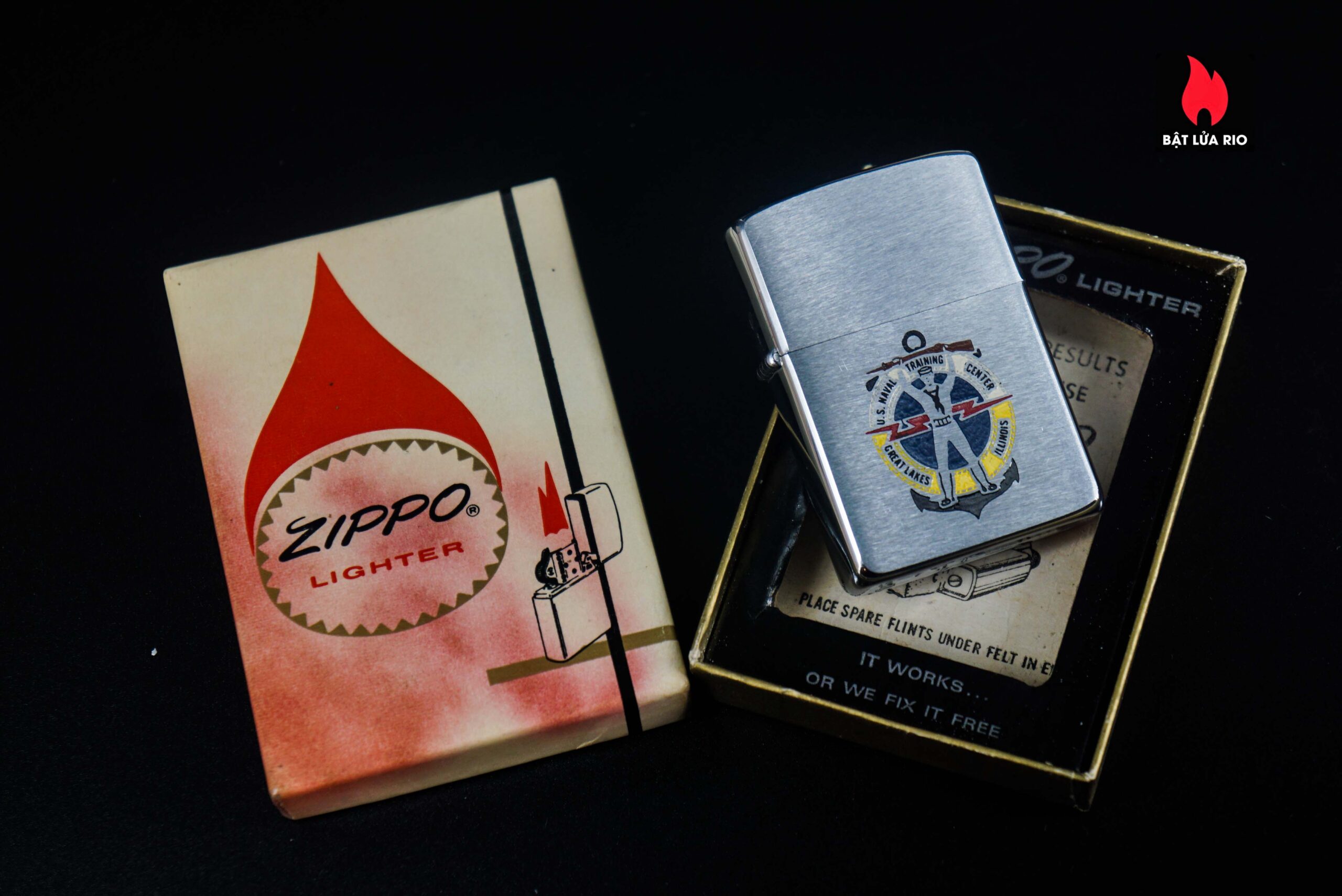 Zippo Xưa 1963 – U.S. Naval Training Center Great Lakes 1
