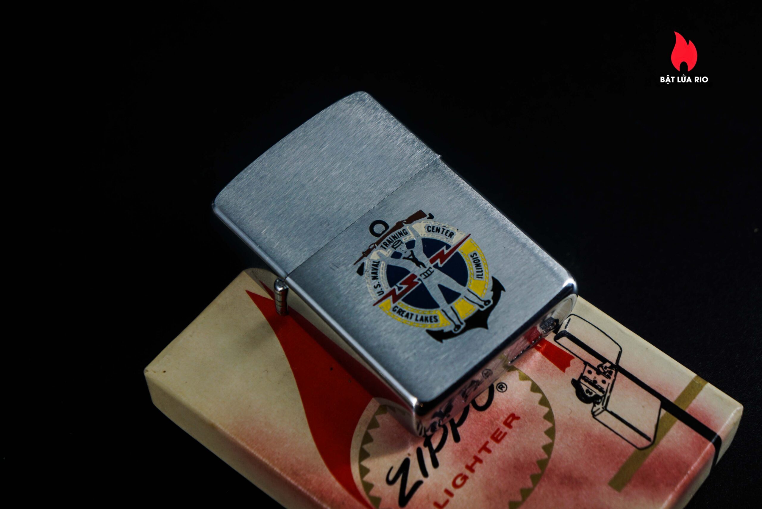 Zippo Xưa 1963 – U.S. Naval Training Center Great Lakes 10