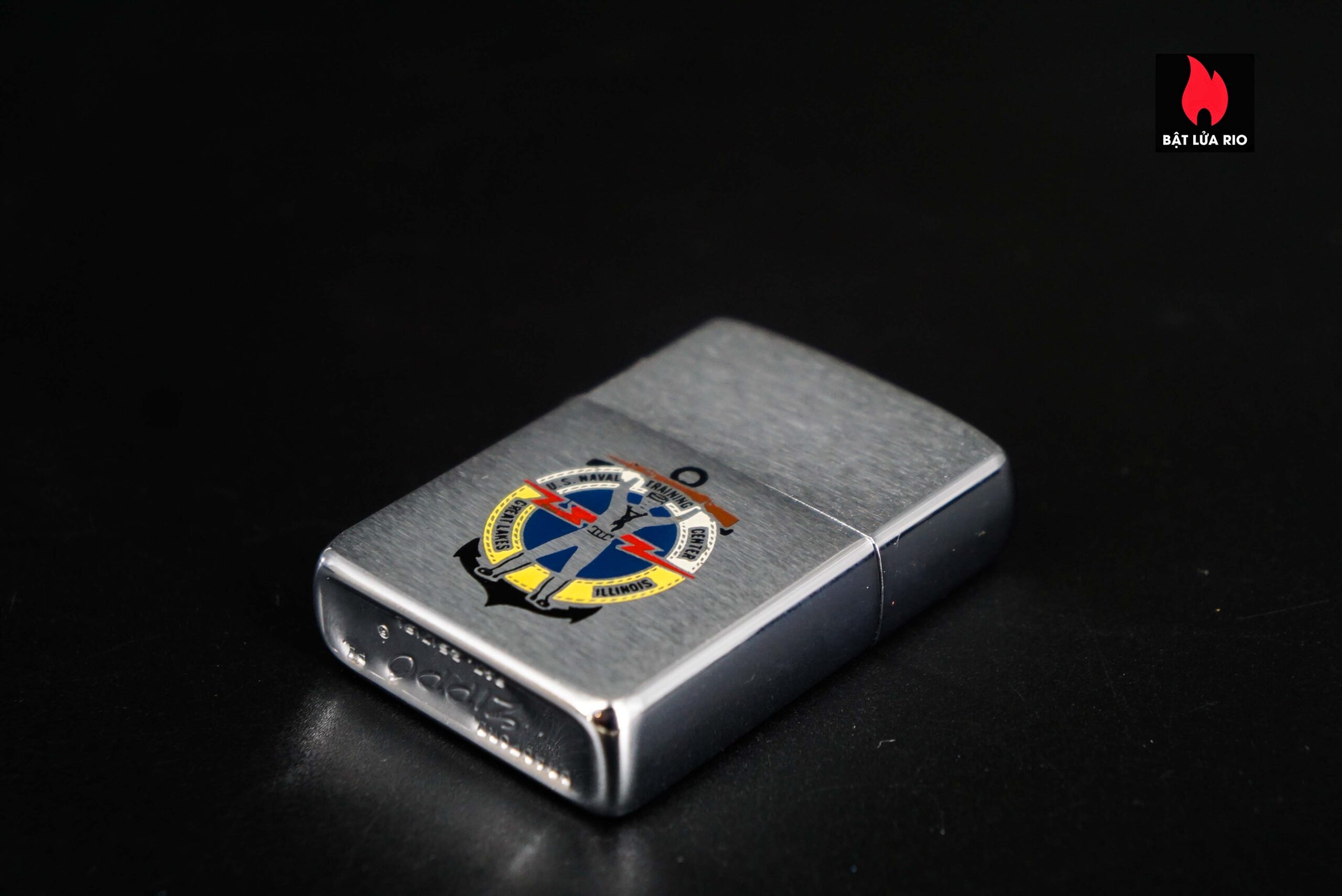 Zippo Xưa 1963 – U.S. Naval Training Center Great Lakes 7