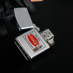 Zippo Xưa 1975 – Ice Cold Coca-Cola Sign Of Good Taste 1975 13