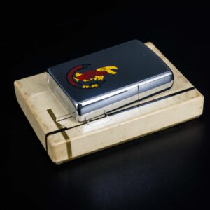 Zippo Xưa 1975 – USS Saratoga (CV-60) "Fighting Cock" 21 Zippo Xưa 1975 – USS Saratoga (CV-60) "Fighting Cock" 6