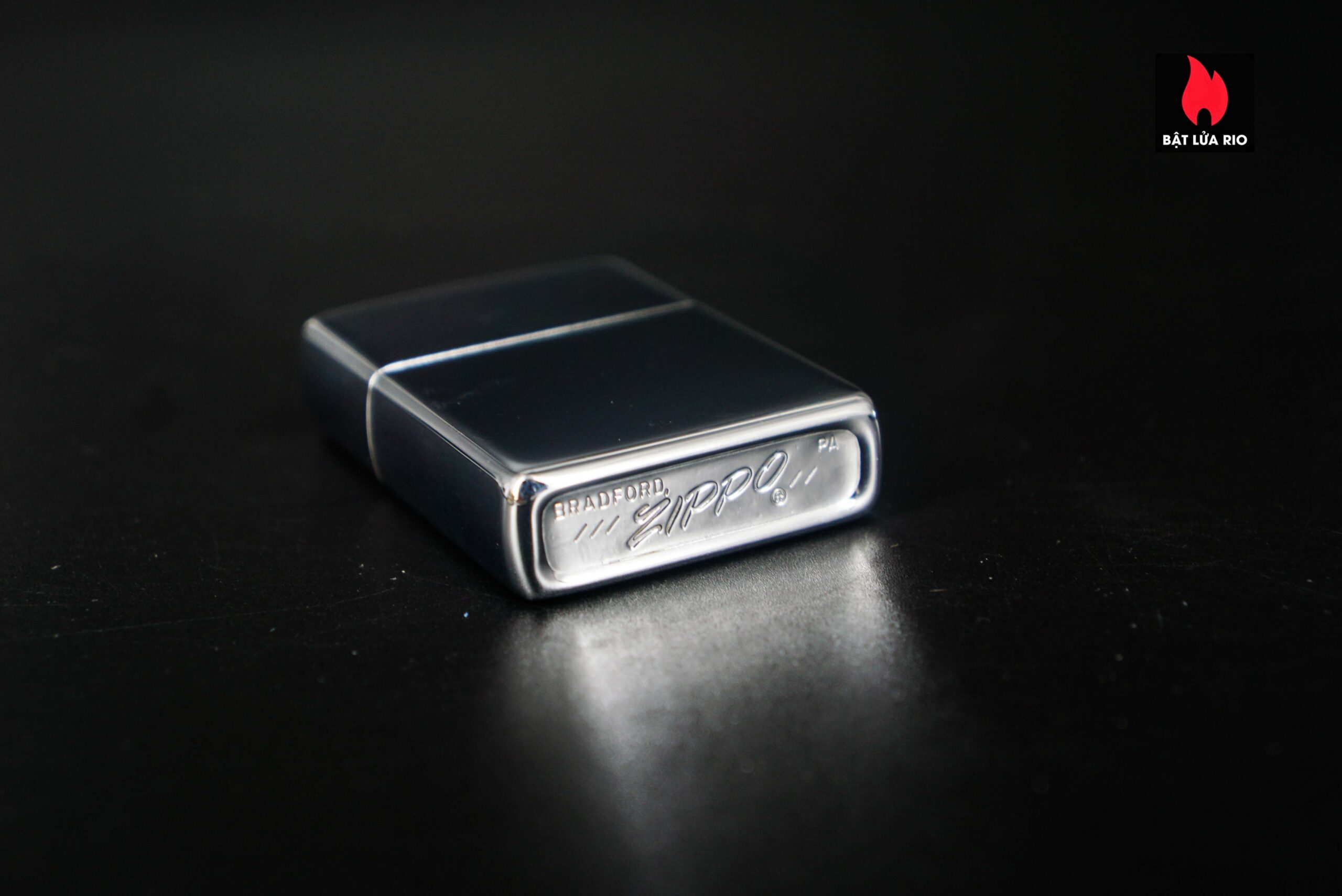 Zippo Xưa 1977 – Naval Forces Iceland 4 Zippo Xưa 1977 – Naval Forces Iceland 10