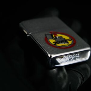 Zippo Xưa 1981 – Winproof Lighter Zippo Logo 15