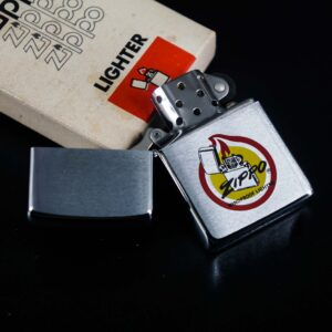 Zippo Xưa 1981 – Winproof Lighter Zippo Logo 5
