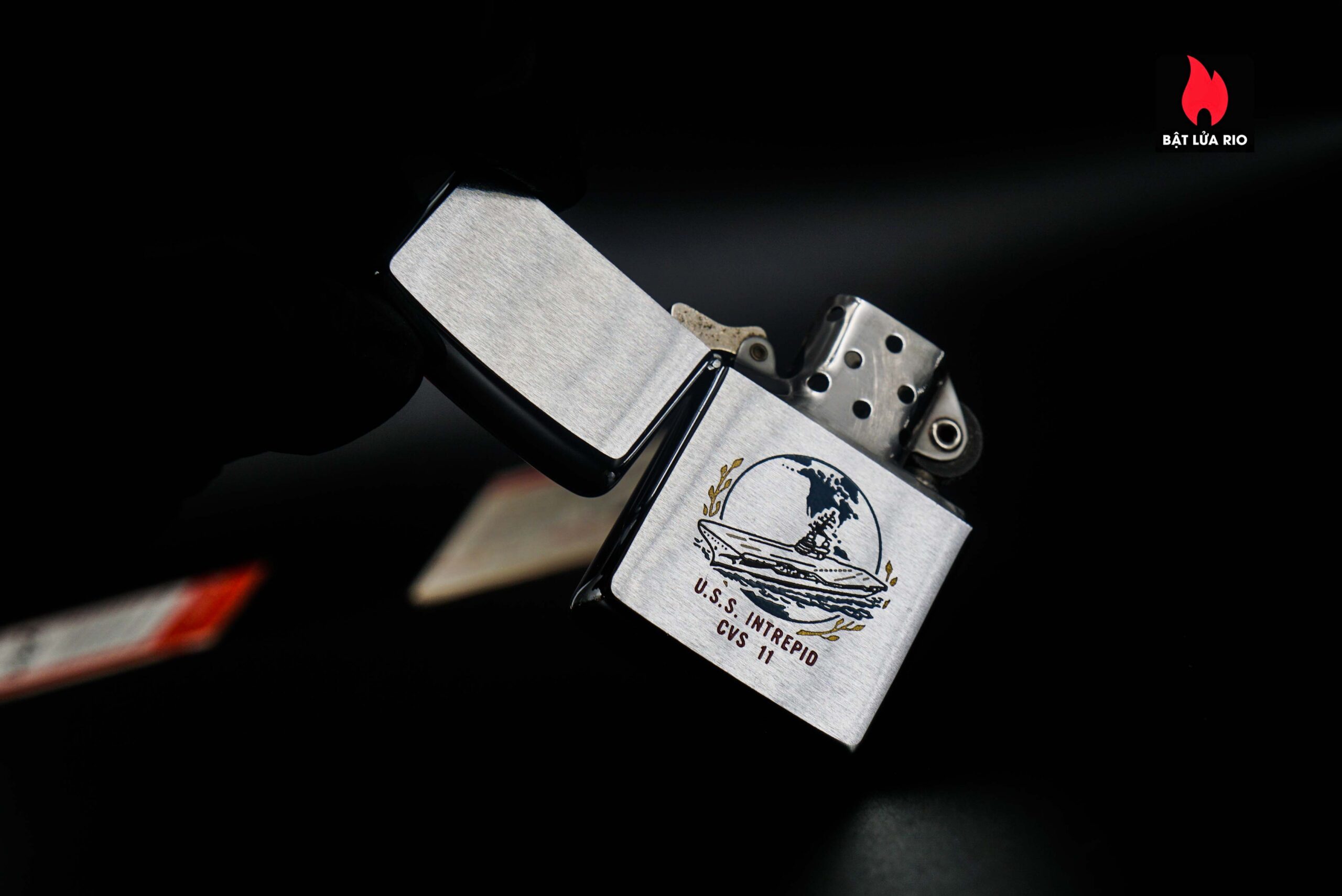 Zippo Xưa 1964 – USS Intrepid CV-11 – Cũ 13