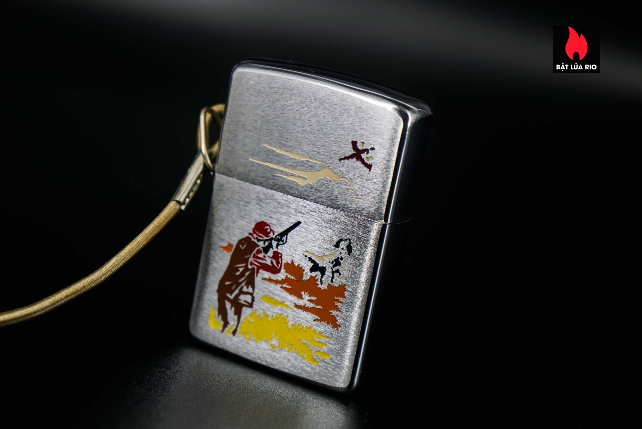 Zippo Xưa 1967 – LossProof – Hunter & Dog – Sport Serries – Cũ Xước 37 Zippo Xưa 1967 – LossProof – Hunter & Dog – Sport Serries – Cũ Xước 7