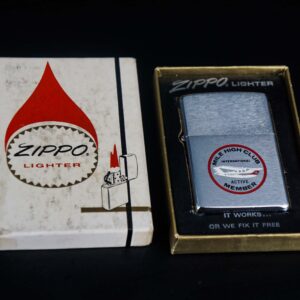Zippo Xưa 1976 – Mile High Club 1