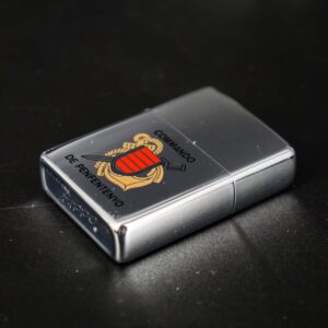 Zippo Xưa 1977 – French Navy Force Commando de Penfentenyo – Cũ Xước 5