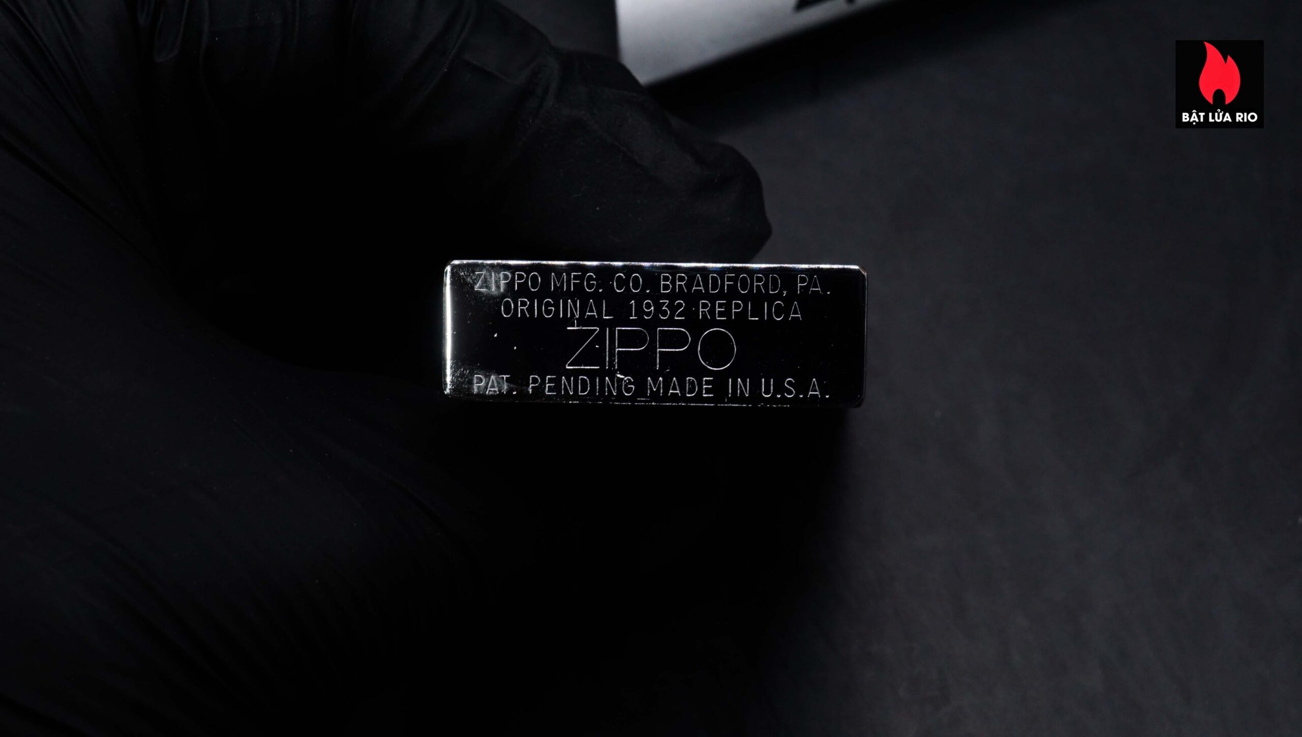 Zippo 1989 – Original 1932 Replica – Pat Pending 37 Zippo 1989 – Original 1932 Replica – Pat Pending 14