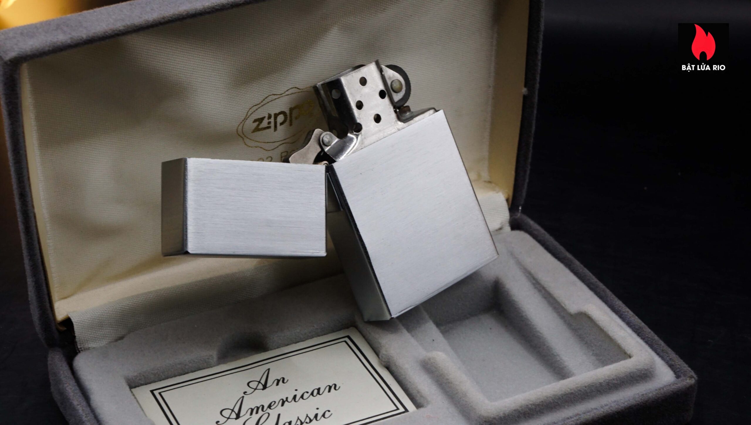 Zippo 1989 – Original 1932 Replica – Pat Pending 48 Zippo 1989 – Original 1932 Replica – Pat Pending 3