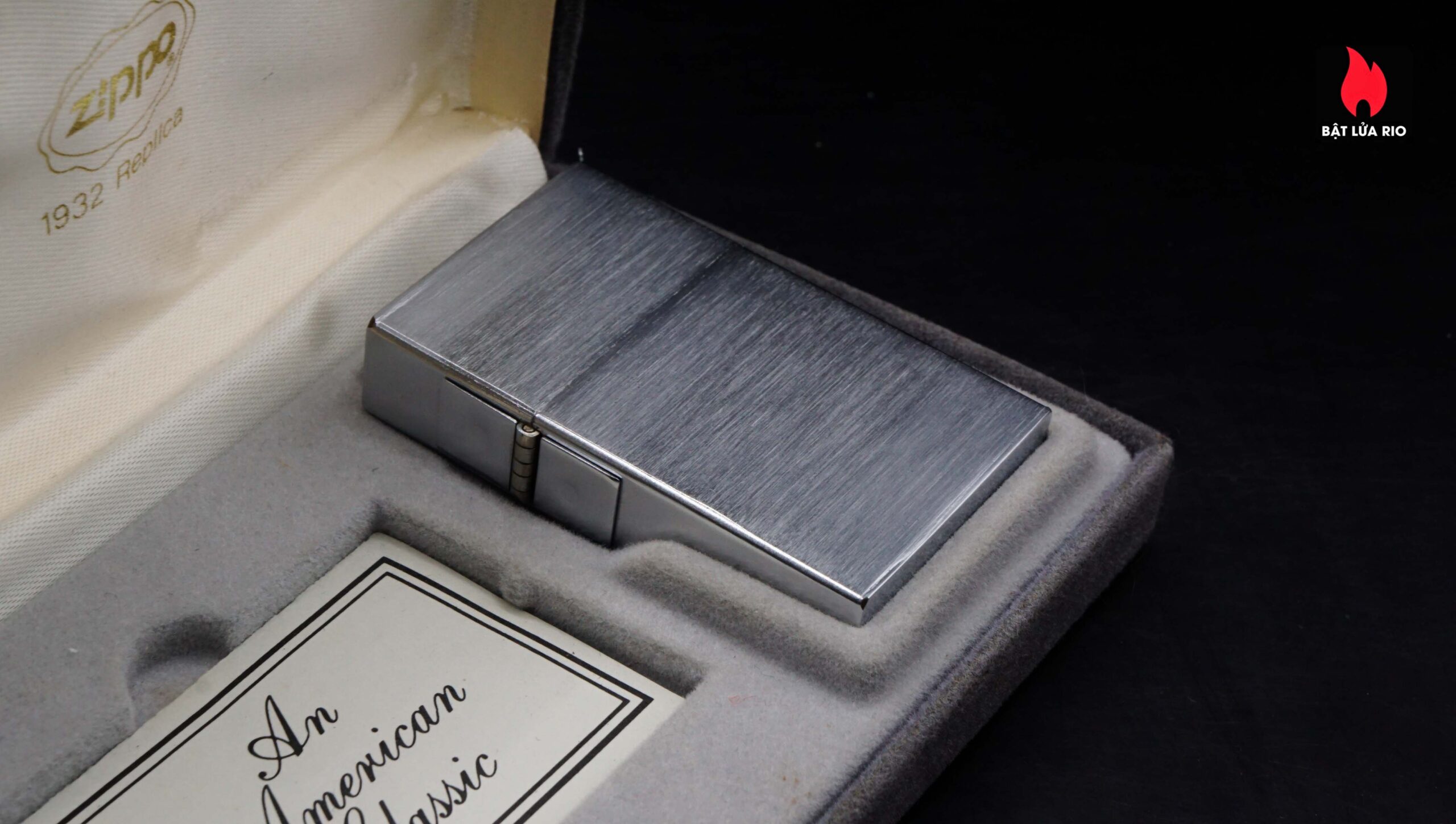 Zippo 1989 – Original 1932 Replica – Pat Pending 43 Zippo 1989 – Original 1932 Replica – Pat Pending 8