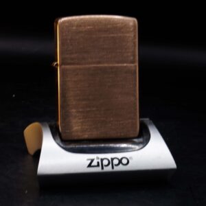 Zippo 2005 – Solid Copper Hand Finished – Đồng Đỏ Nguyên Khối 18