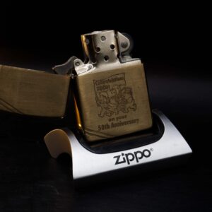 Zippo Chu Niên 1932-1982 – Commemorative 1932-1982 50th Anniversary – Congratulations Zippo! on your 50th Anniversary 10