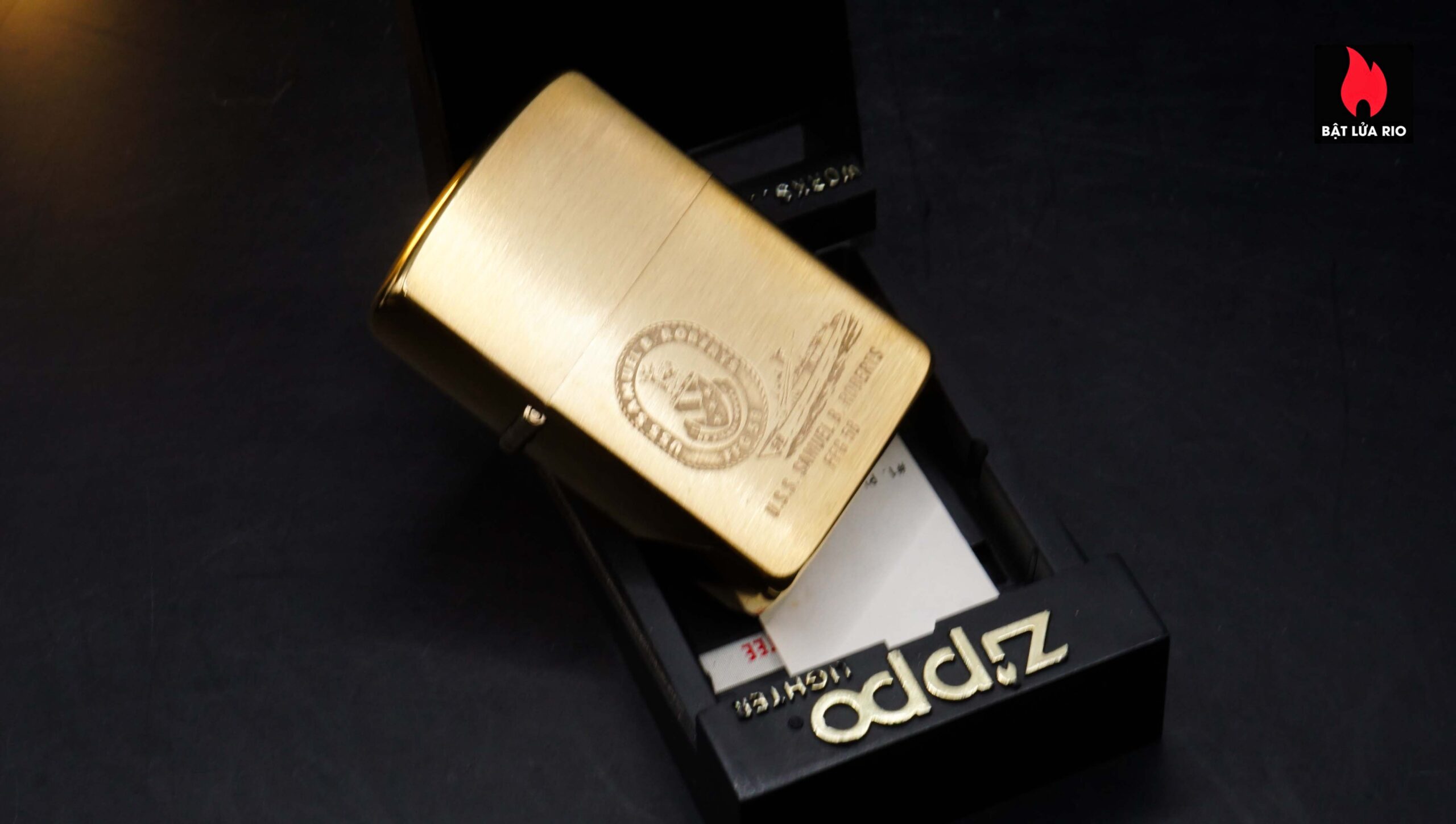 Zippo Chu Niên 1932-1986 – USS Samuel B. Roberts FFG 58 2