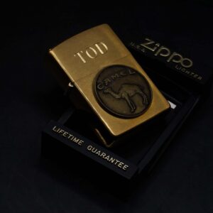 Zippo Chu Niên 1932 – 1992 – Camel Beast Medallion – Đồng Nguyên Khối – TOD 1