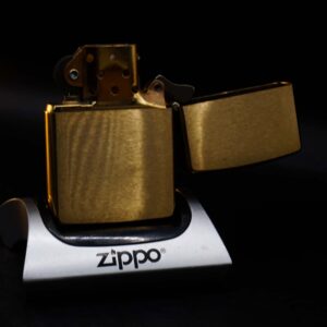 Zippo Chu Niên 1932 – 1992 – Camel Beast Medallion – Đồng Nguyên Khối – TOD 12