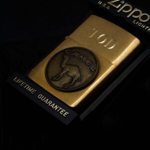 Zippo Chu Niên 1932 – 1992 – Camel Beast Medallion – Đồng Nguyên Khối – TOD 25
