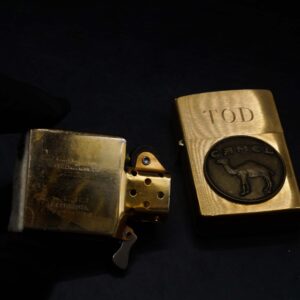 Zippo Chu Niên 1932 – 1992 – Camel Beast Medallion – Đồng Nguyên Khối – TOD 9