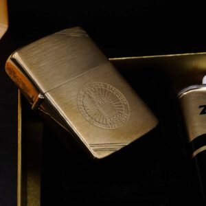 Zippo Gift Set 1932 – 1982 – Kỷ Niệm 50 Năm Thành Lập Hãng Zippo – 50th Anniversary – Employee – Bản Dành Cho Nhân Viên 8