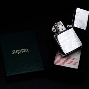 Zippo La Mã 1989 – Zippo Vintage – Honda F-1 Collection RA272E 3