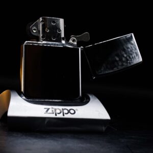 Zippo La Mã 1990 – High Polished Chrome – USS Saratoga CV-60 9 Zippo La Mã 1990 – High Polished Chrome – USS Saratoga CV-60 3