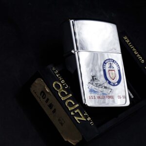 Zippo La Mã 1991 – High Polished Chrome – USS Valley Forge CG-50 13 Zippo La Mã 1991 – High Polished Chrome – USS Valley Forge CG-50 1