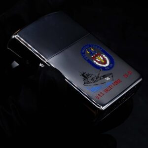 Zippo La Mã 1991 – High Polished Chrome – USS Valley Forge CG-50 14 Zippo La Mã 1991 – High Polished Chrome – USS Valley Forge CG-50 11