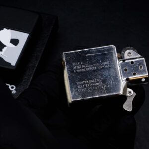 Zippo La Mã 1991 – Marlboro Man Silhouette – Black Matte 11
