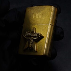 Zippo La Mã 1992 – Đồng Nguyên Khối – Marlboro Longhorns – VWR 11