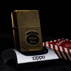 Zippo La Mã 1993 – Zippo Vintage – Antique Brass