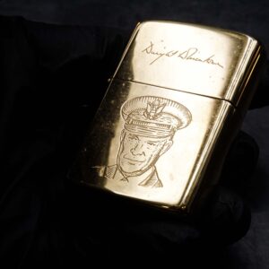 Zippo La Mã 1994 – D-Day Normandy 50 year Allied Heroes – Dwight D. Eisenhower 2