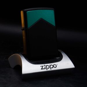 Zippo La Mã 1996 – Marlboro Green Roof Black Matte Emblem