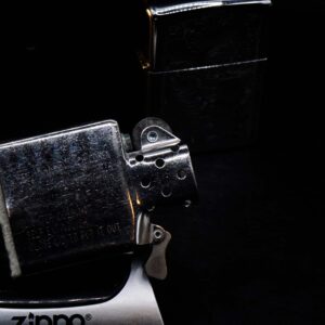 Zippo La Mã 1996 – No.352 – Venetian – Hoa Văn Ý 10