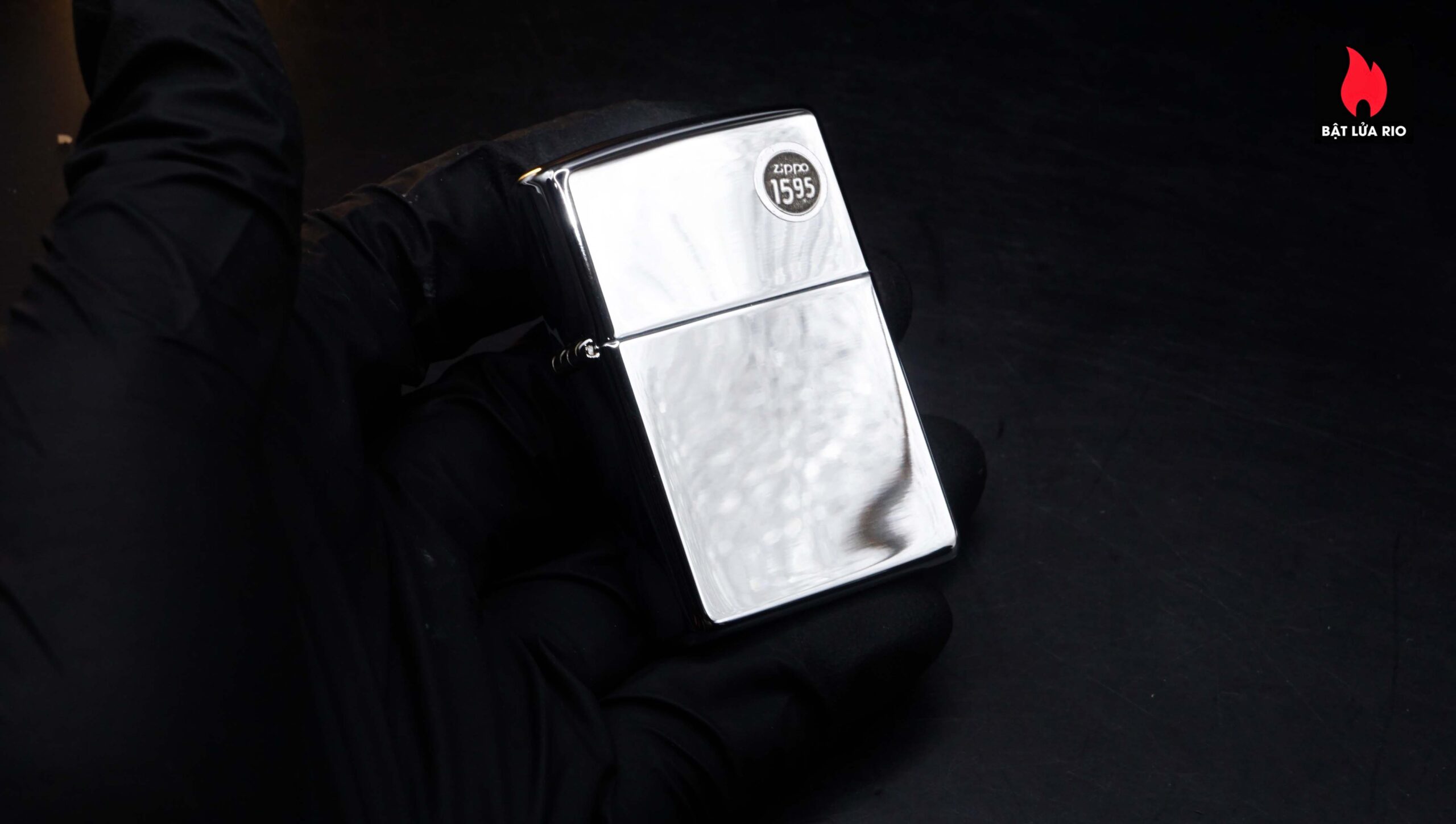 Zippo La Mã 1997 – Plain – Zippo High Polished Chrome – Trơn 26 Zippo La Mã 1997 – Plain – Zippo High Polished Chrome – Trơn