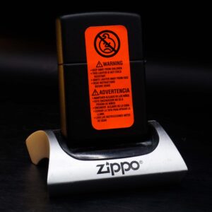 Zippo La Mã 1998 – United States Armed Forces – United States Marine Corps 2