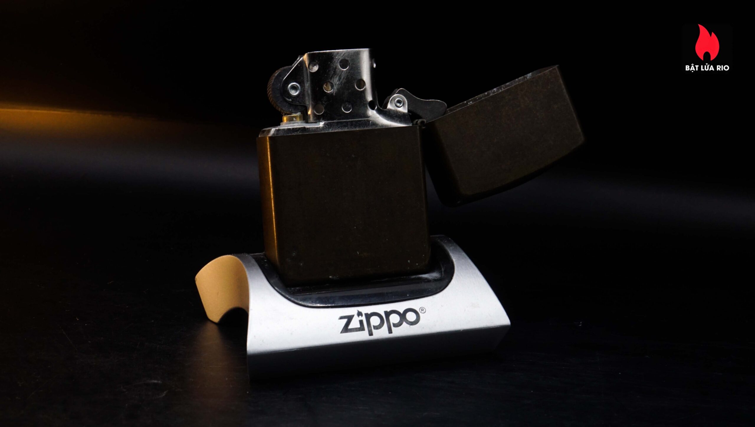 Zippo La Mã 2000 – Solid Brass – Đồng Nguyên Khối – Đồng Thô 31 Zippo La Mã 2000 – Solid Brass – Đồng Nguyên Khối – Đồng Thô 4