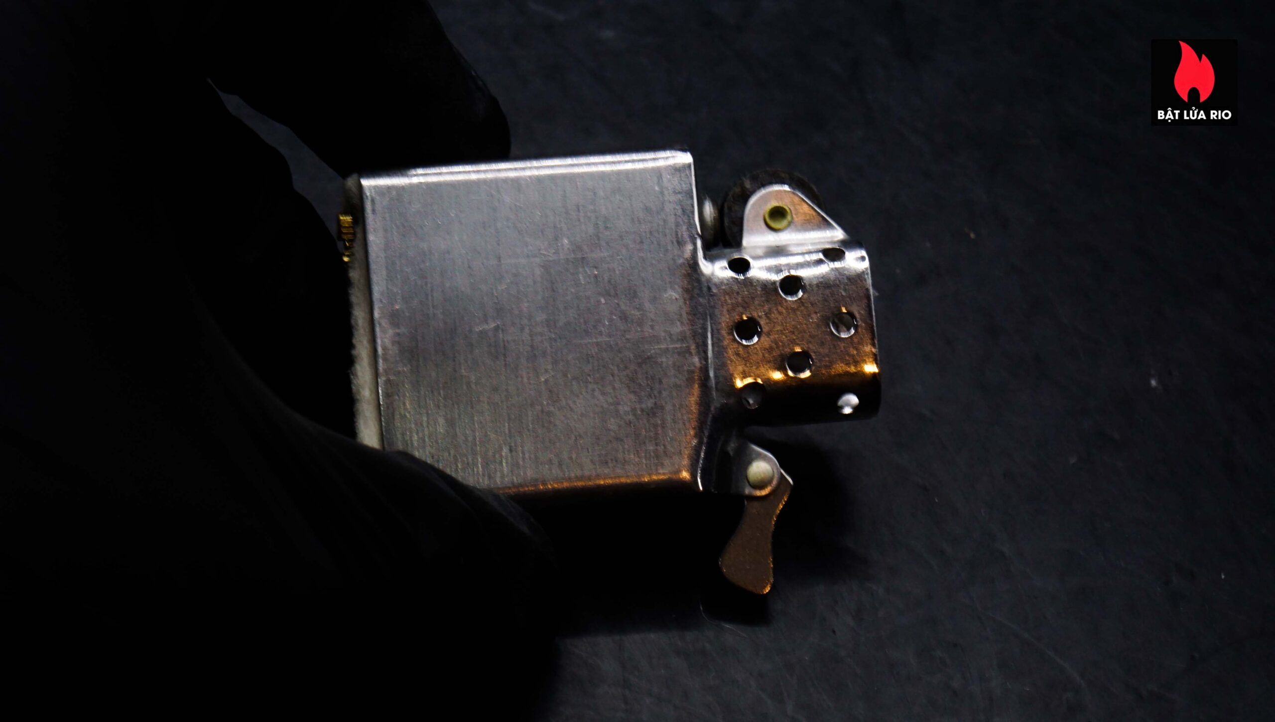 Zippo Xưa 1969 – Plain – Trơn 2 mặt – Brushed Chrome 20