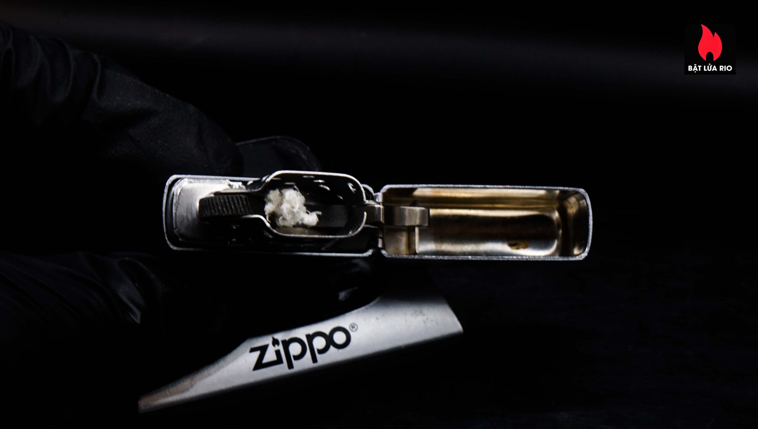 Zippo Xưa 1969 – Plain – Trơn 2 mặt – Brushed Chrome 3