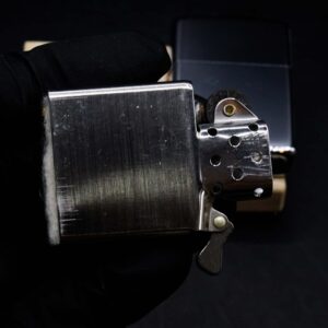 Zippo Xưa 1975 – Plain – Trơn 2 mặt – Zippo High Polished Chrome – New 11