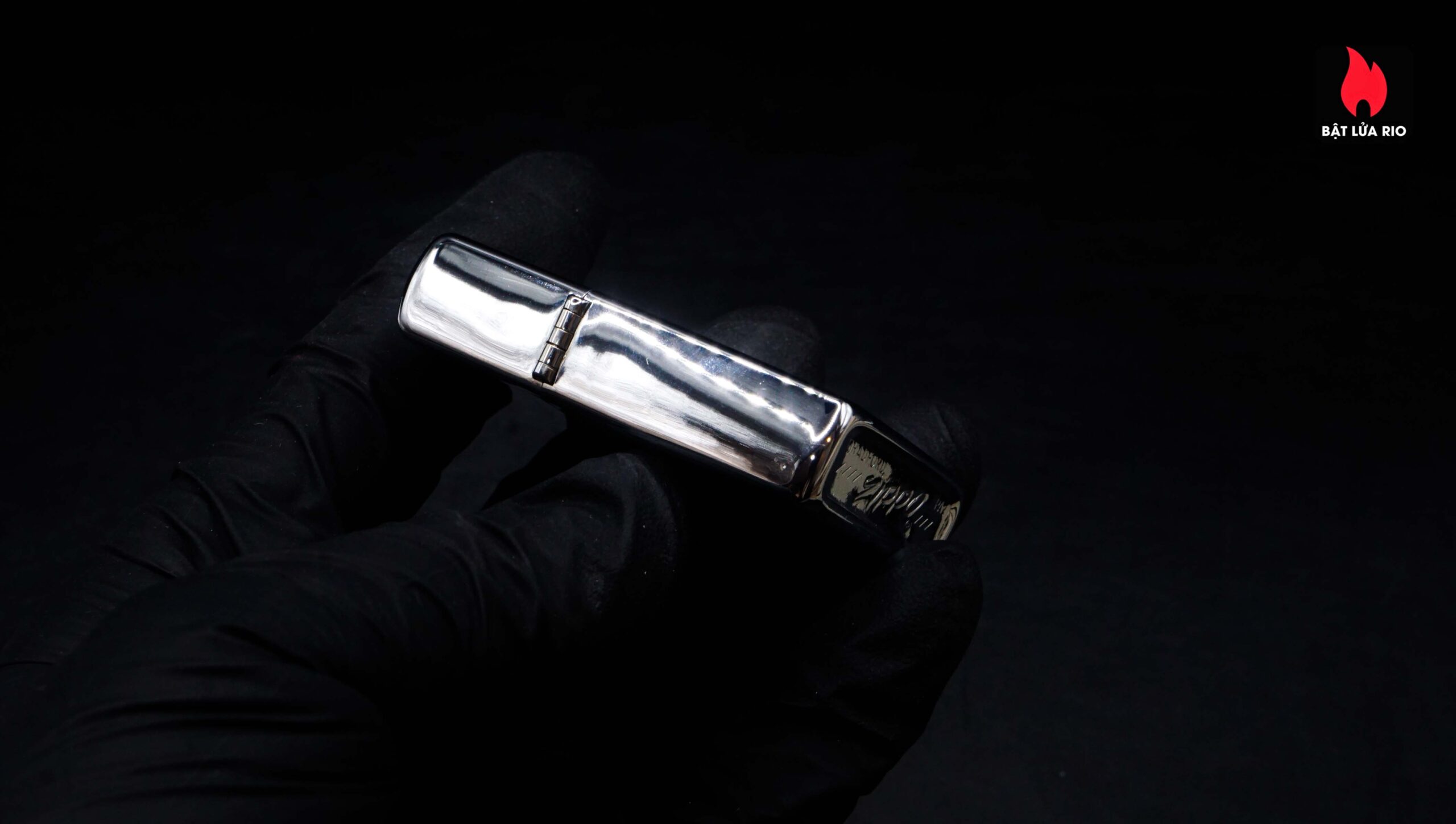 Zippo Xưa 1975 – Plain – Trơn 2 mặt – Zippo High Polished Chrome – New 17