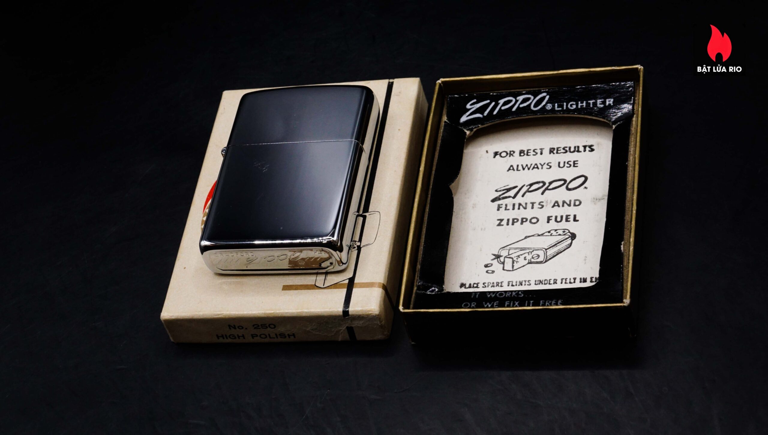 Zippo Xưa 1975 – Plain – Trơn 2 mặt – Zippo High Polished Chrome – New 5