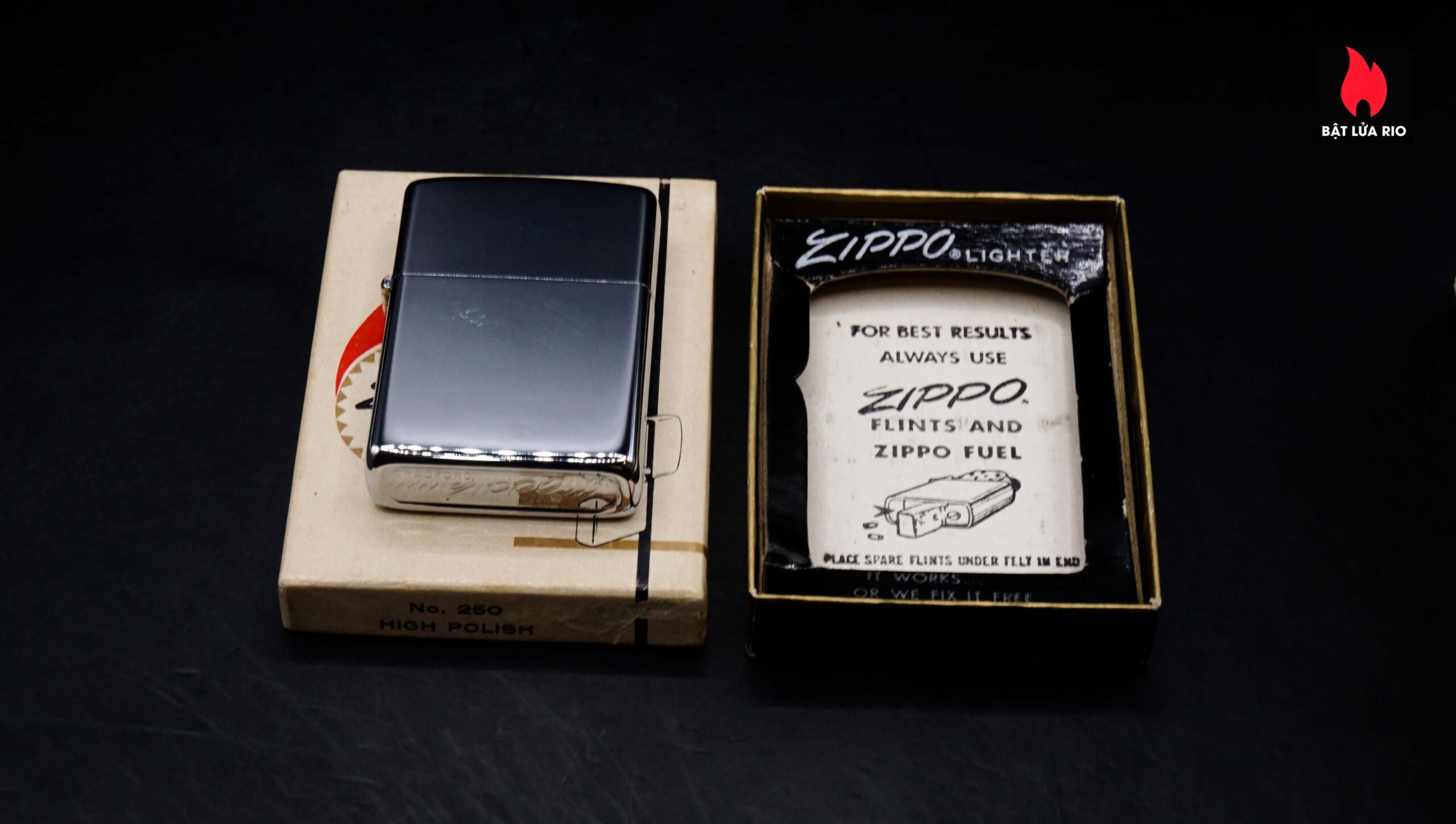 Zippo Xưa 1975 – Plain – Trơn 2 mặt – Zippo High Polished Chrome – New 6