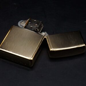 Zippo Xưa 1979 – Gold Plate Golden Elegance – Diagonal Swirl Regular 13