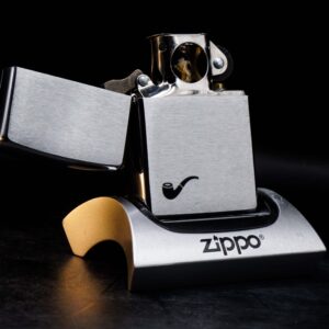 Zippo 2001 – Pipe Lighter – Brush Chrome 1