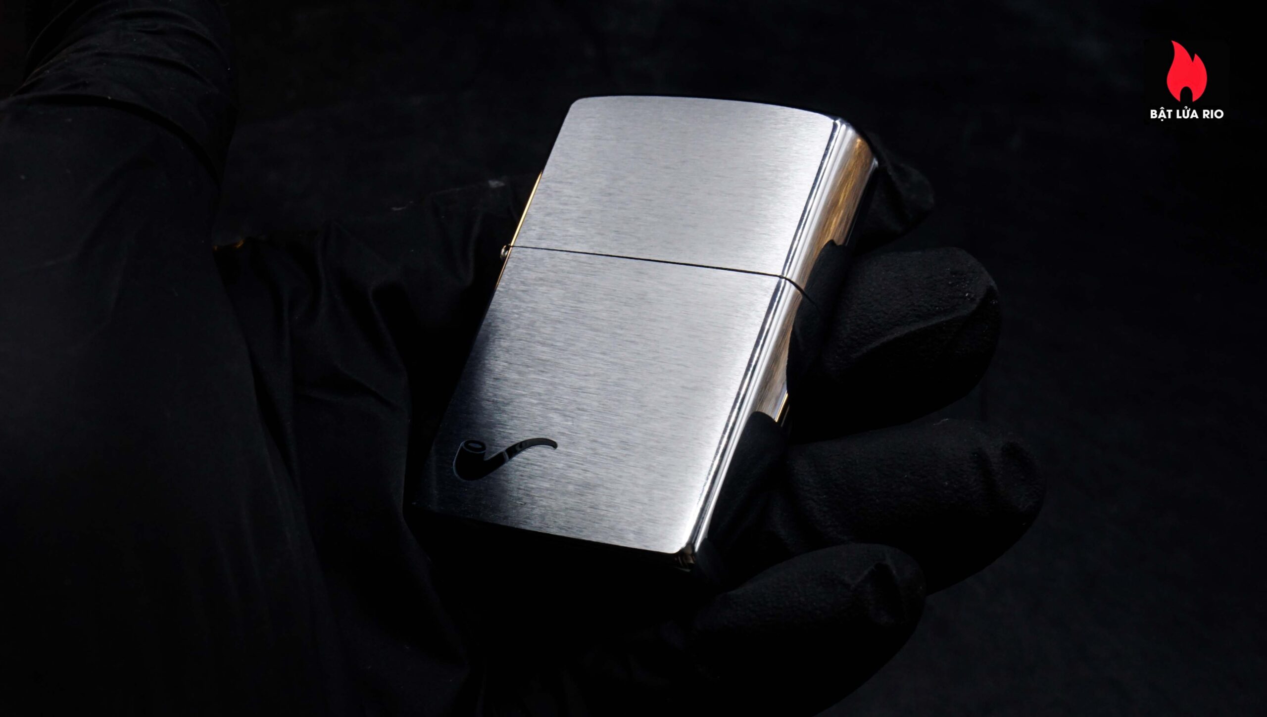 Zippo 2001 – Pipe Lighter – Brush Chrome 10