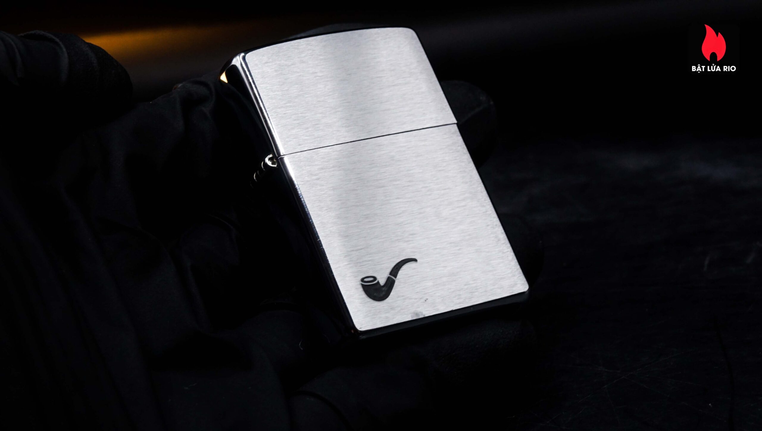 Zippo 2001 – Pipe Lighter – Brush Chrome 4