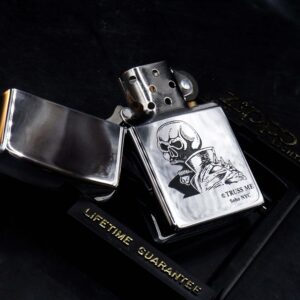 Zippo La Mã 1995 – Zippo High Polished Chrome – Truss Me Soho NYC – Skull Series #4 2