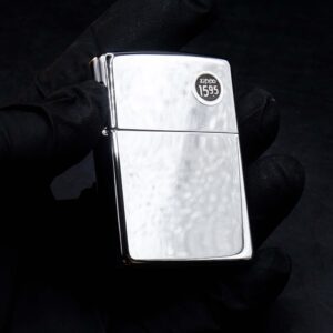 Zippo La Mã 1997 – Plain – Trơn – Zippo High Polished Chrome